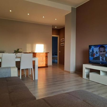 דירות מונצה La Casa Di Penny מראה חיצוני תמונה